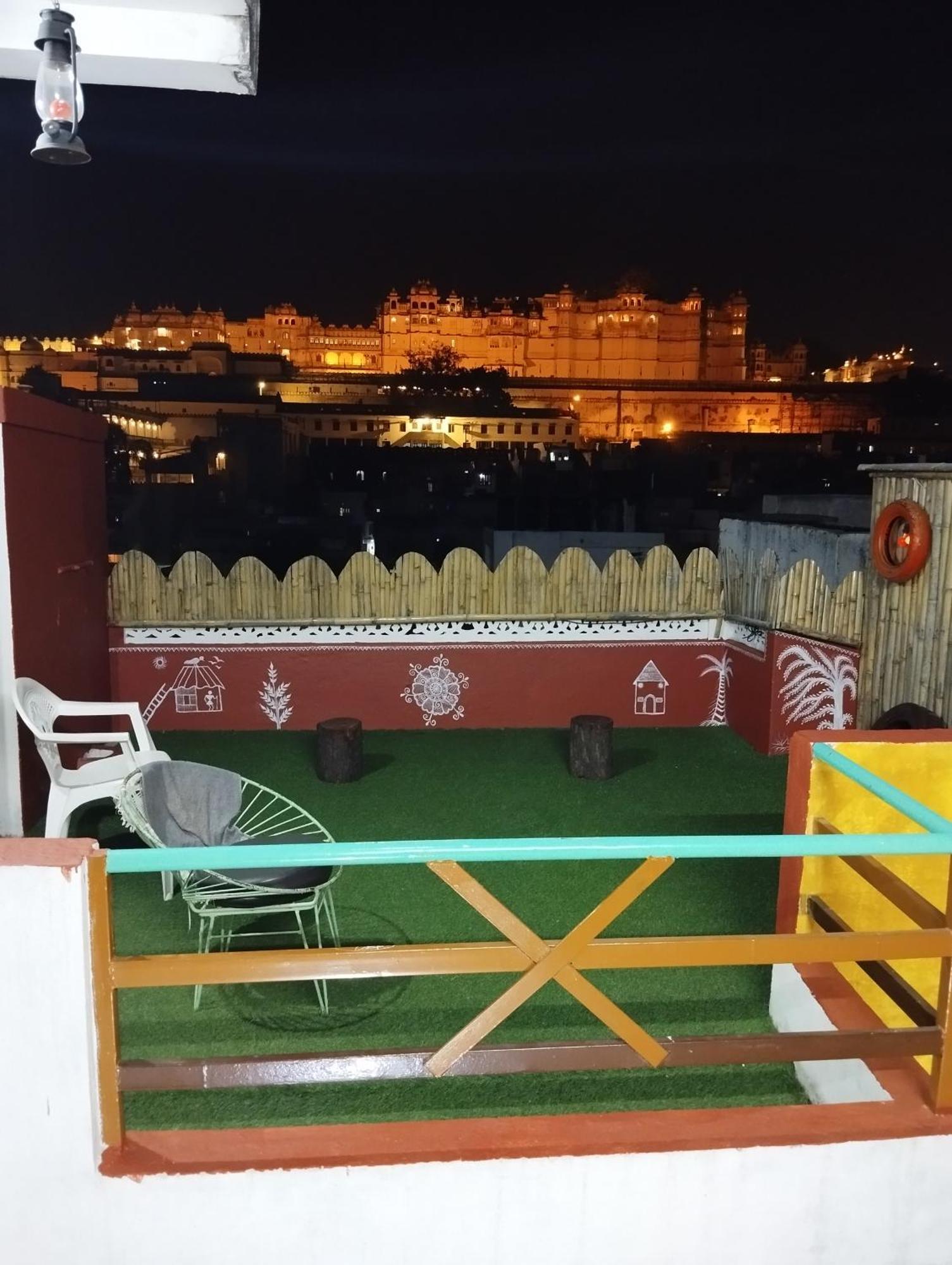 City And Palace View Guest House Udajpur Exteriér fotografie