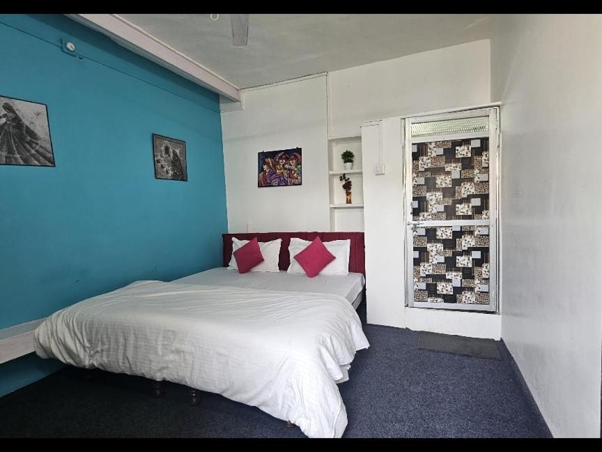 City And Palace View Guest House Udajpur Pokoj fotografie